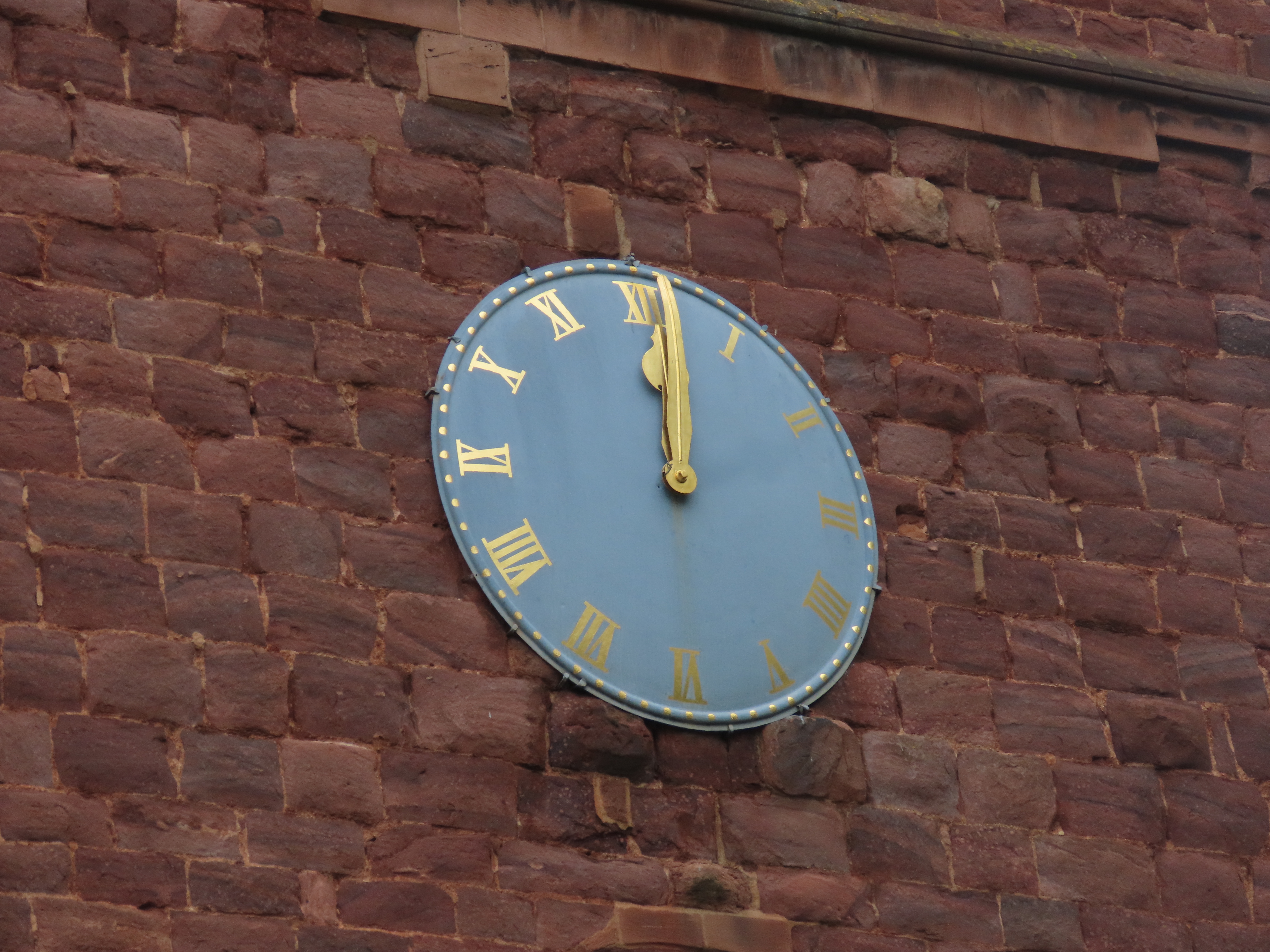 Church of St Mary the Virgin, Shrewsbury — stopped public clock