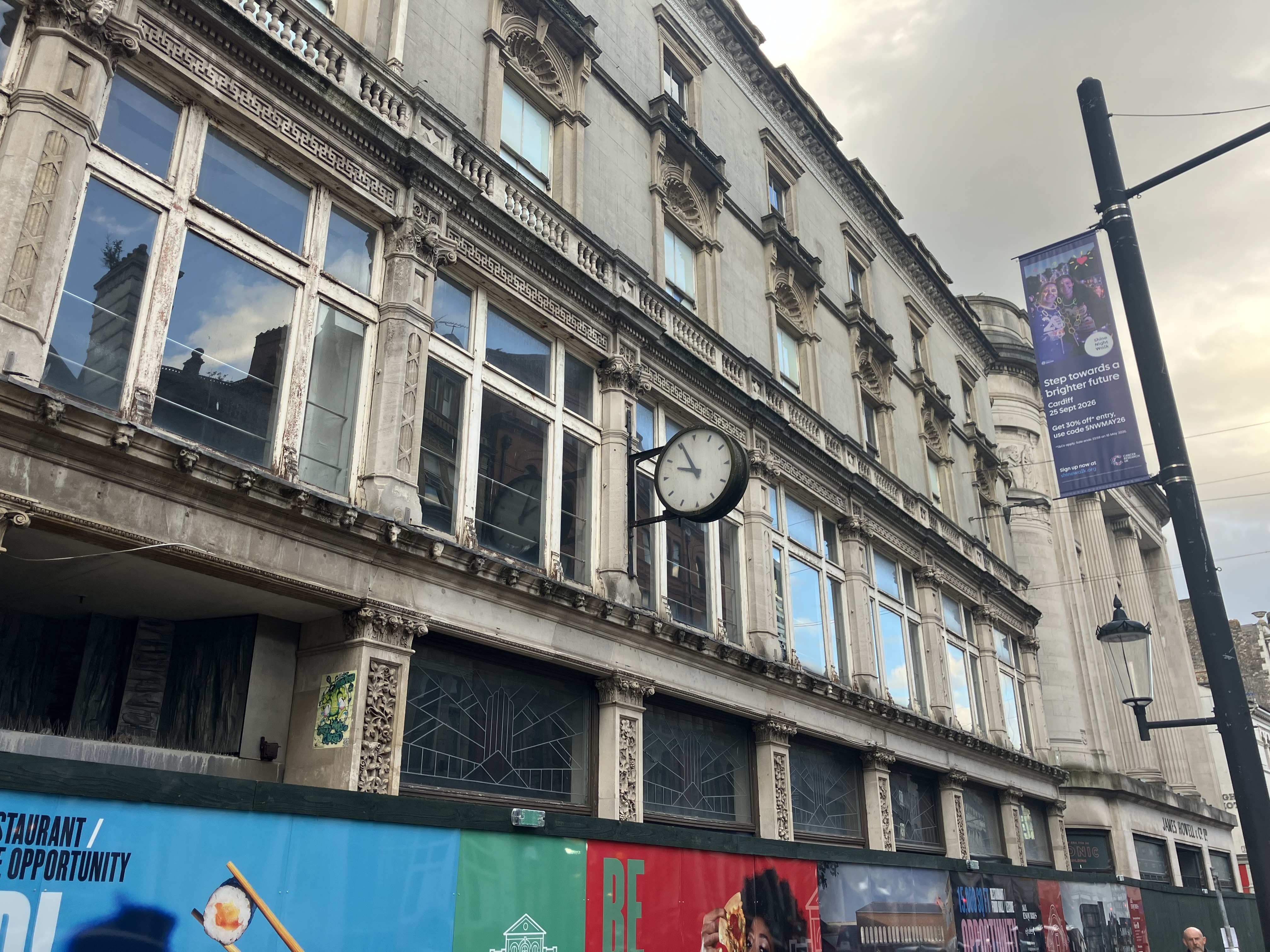 Howells, St Mary Street, Cardiff — stopped public clock