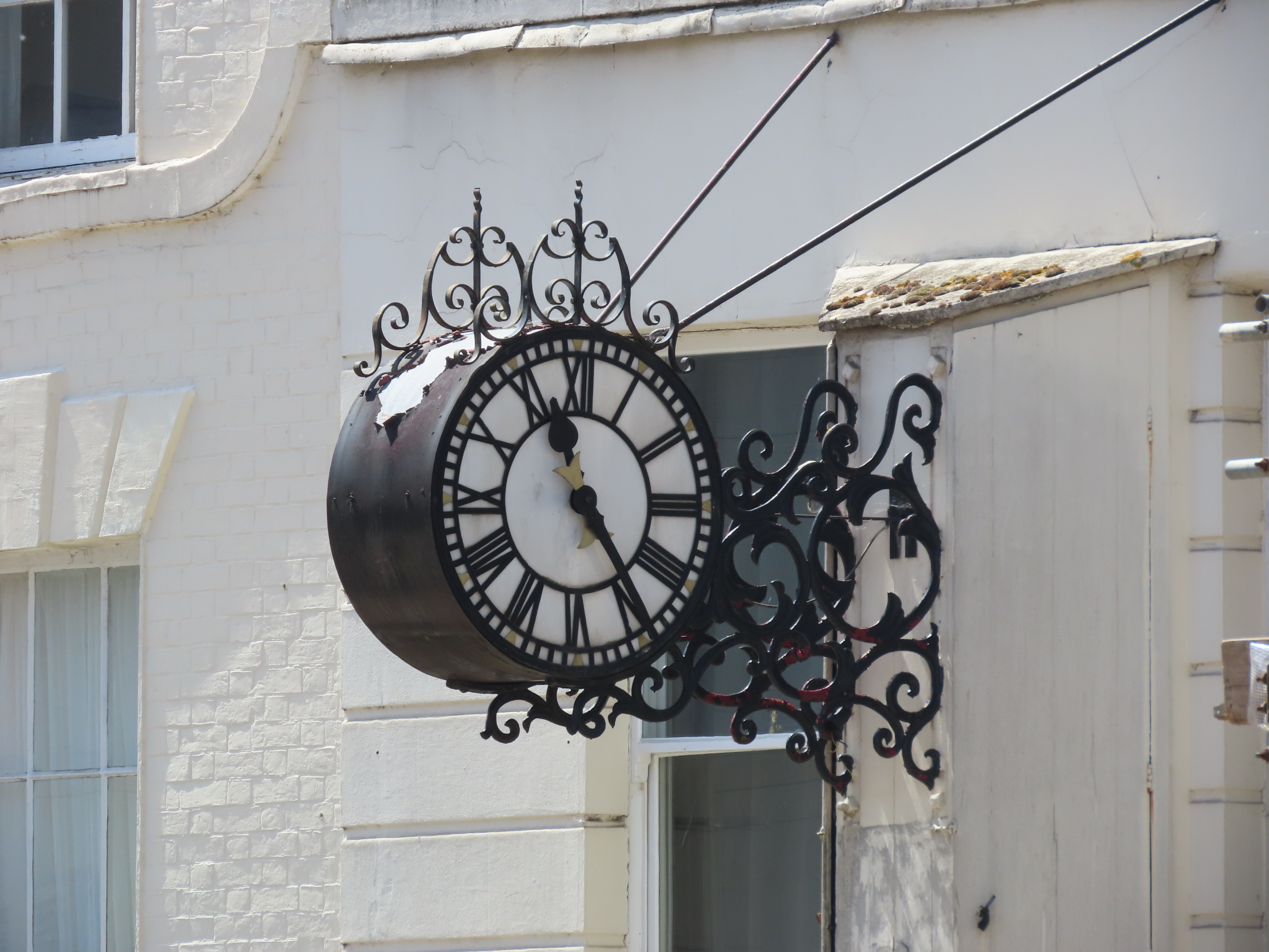 Clock on Parade, Leamington Spa — stopped public clock